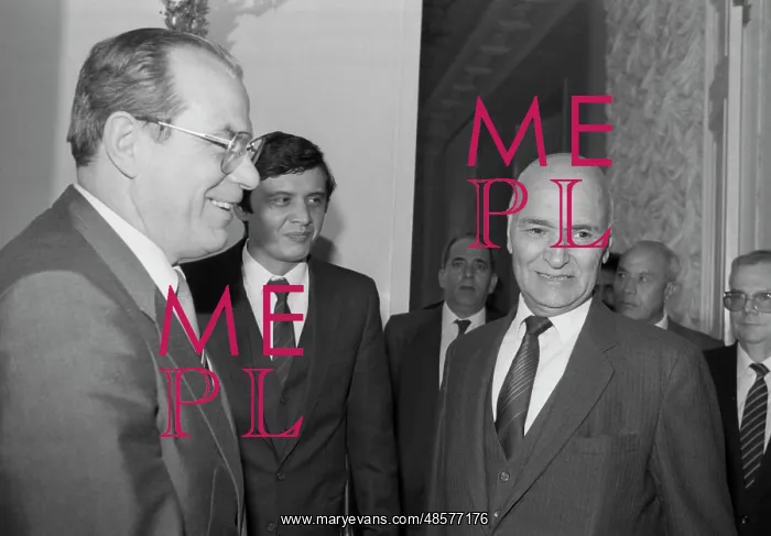 : Mohammad Hasan Sharq visits USSR : Mohammad Hasan Sharq visits USSR
