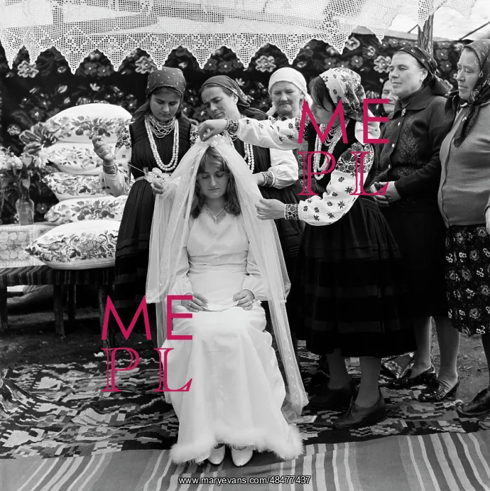 : Moldavian wedding : Moldavian wedding
