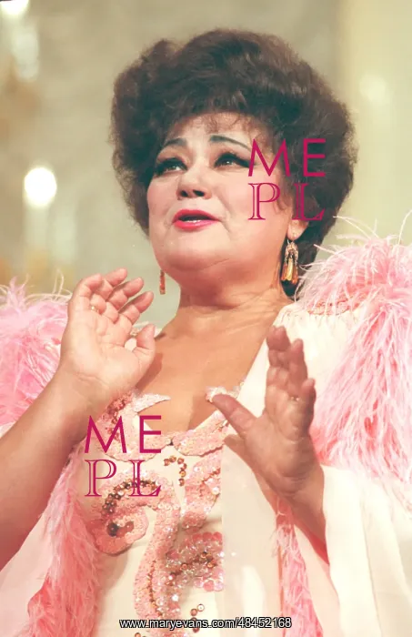 : Moldovan opera singer Maria Bie?u, 1995 : Moldovan opera singer Maria Bie?u, 1995