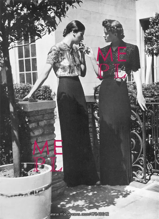 : Molyneux evening wear : Molyneux evening wear
