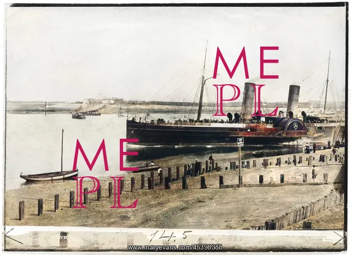 : Mona's Queen Paddle steamer leaving port : Mona's Queen Paddle steamer leaving port