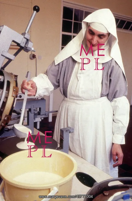 : Monastic life - nun baking wafers for Mass : Monastic life - nun baking wafers for Mass