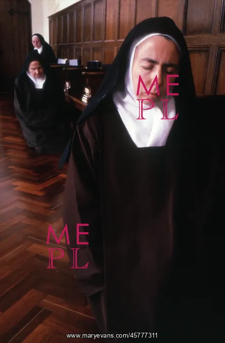 : Monastic life - nuns praying : Monastic life - nuns praying