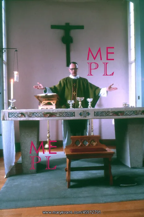  : Monastic life - priest performing mass