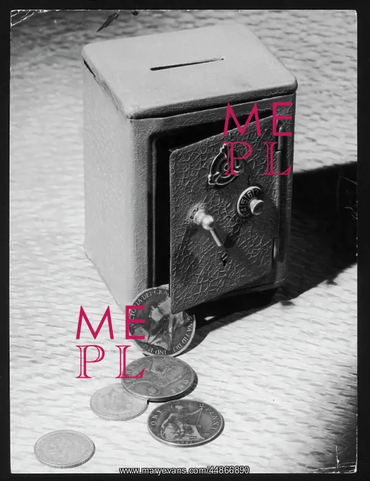 : MONEY BOX SAFE : MONEY BOX SAFE
