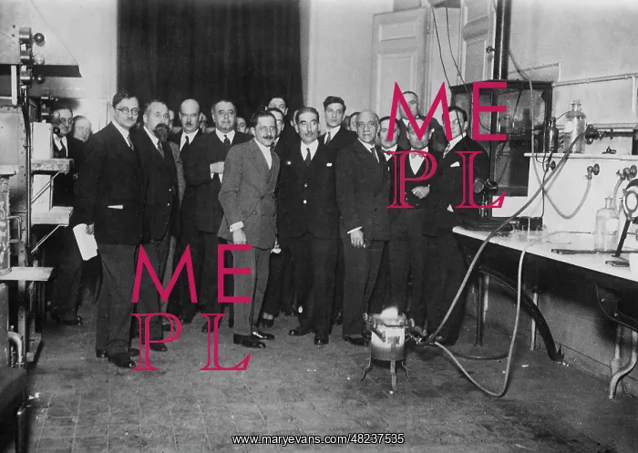 : Money forgery experiment in Paris, 1932 : Money forgery experiment in Paris, 1932