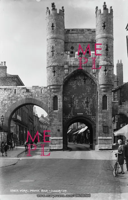 : Monk Bar, York : Monk Bar, York