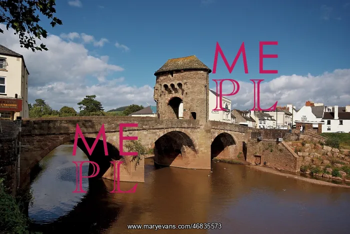 : Monnow Bridge, Monmouth, Gwent : Monnow Bridge, Monmouth, Gwent