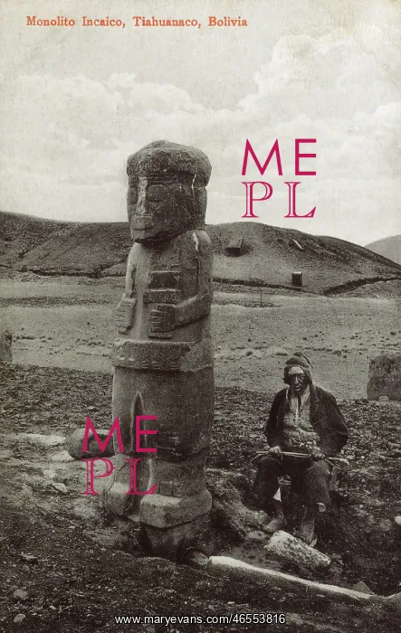 : Monolithic stele at Tiwanaku, Bolivia : Monolithic stele at Tiwanaku, Bolivia