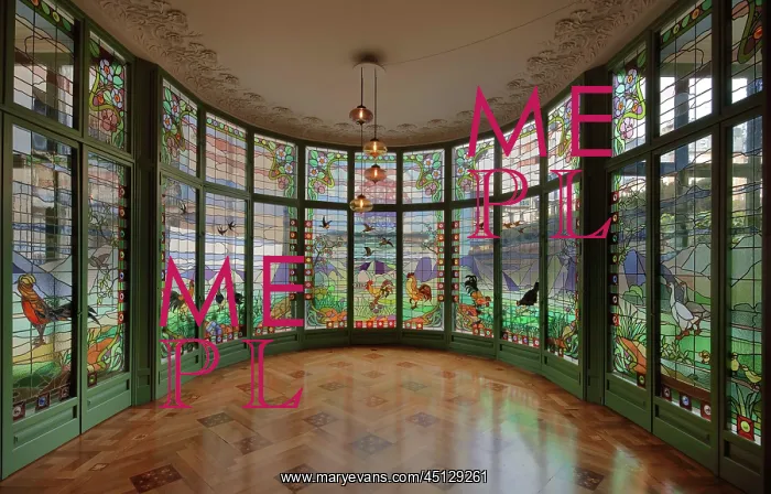 : Monumental stained glass window, Casa Lleo i Morera : Monumental stained glass window, Casa Lleo i Morera