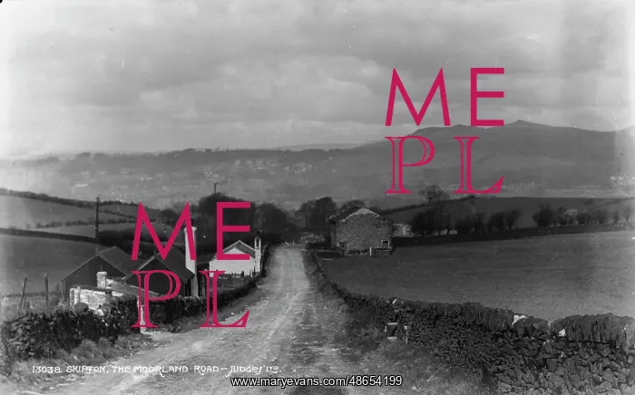: The Moorland Road, Skipton : The Moorland Road, Skipton