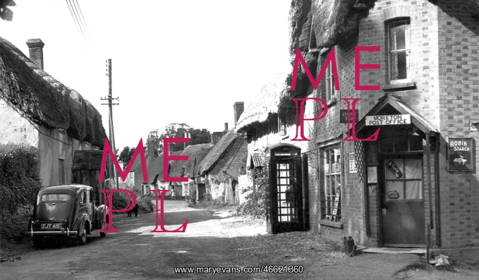  : Moreton, the Post Office c1955