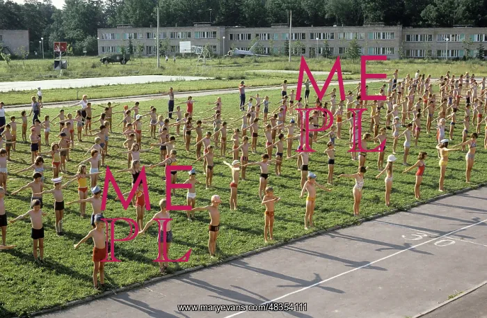 : Morning exercises in the pioneer camp, 1982 : Morning exercises in the pioneer camp, 1982