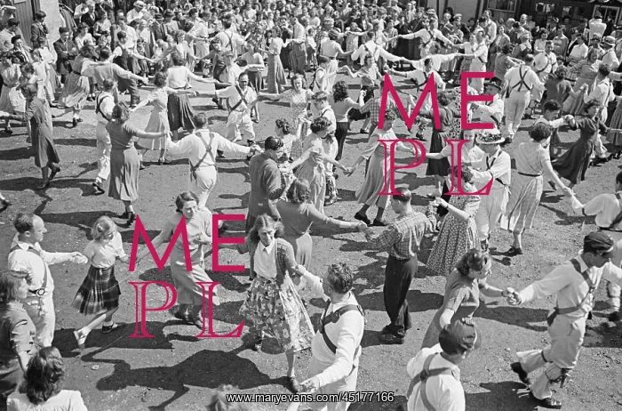 : Morris Dancing : Morris Dancing