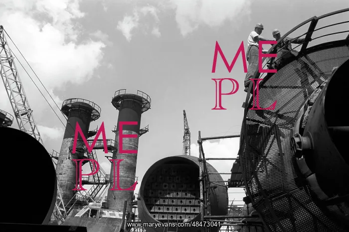 : Moscow oil refinery, 1993 : Moscow oil refinery, 1993
