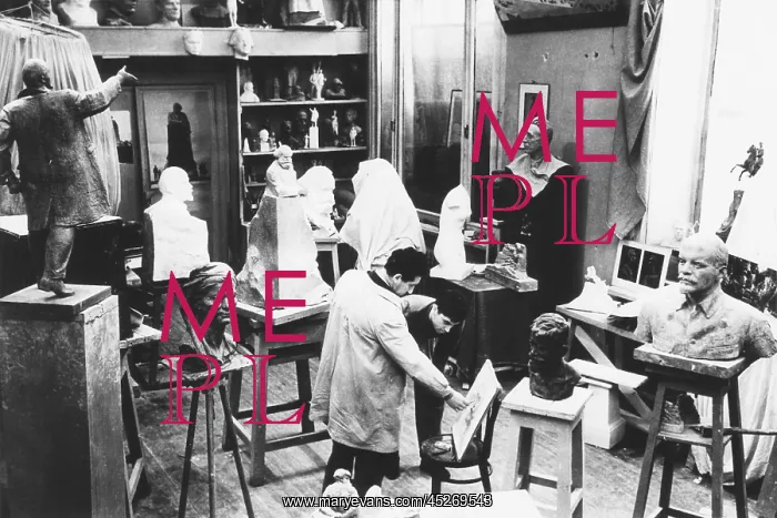 : Moscow studio of monument sculptor, Lev Efimovich : Moscow studio of monument sculptor, Lev Efimovich