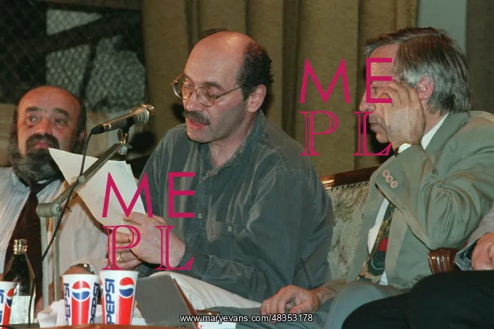 : Moscow writers Popov, Kabakov and Glezer support : Moscow writers Popov, Kabakov and Glezer support