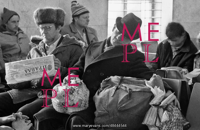 : Moskovsky railway station, 1988 : Moskovsky railway station, 1988