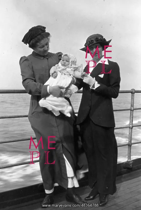 : Mother, baby and Nanny