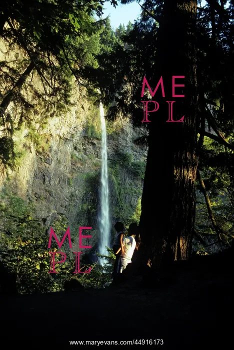  : Mother and Child Looking at Multnomah Falls Oregon