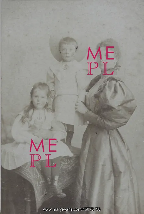 : Mother with two children : Mother with two children