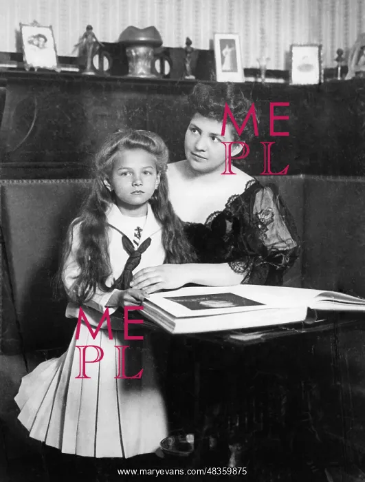 : Mother with daughter, 1906 : Mother with daughter, 1906
