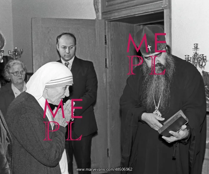 : Mother Teresa in Danilov Monastery, 1987 : Mother Teresa in Danilov Monastery, 1987