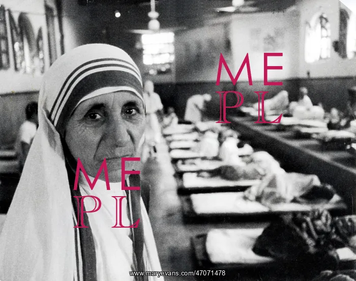 : Mother Teresa Heals in India : Mother Teresa Heals in India