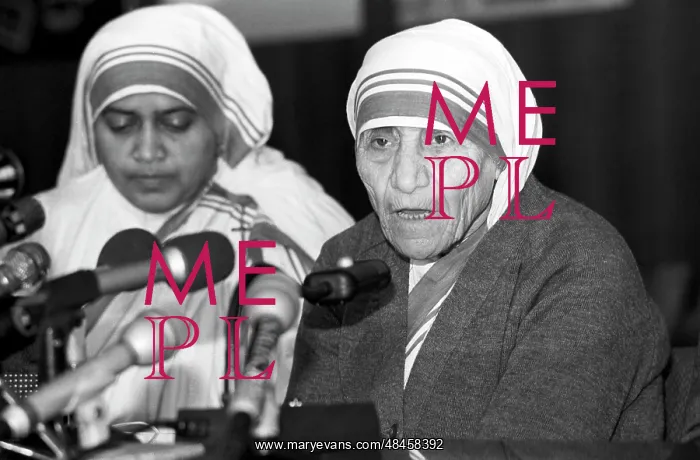 : Mother Teresa in Moscow, 1988 : Mother Teresa in Moscow, 1988