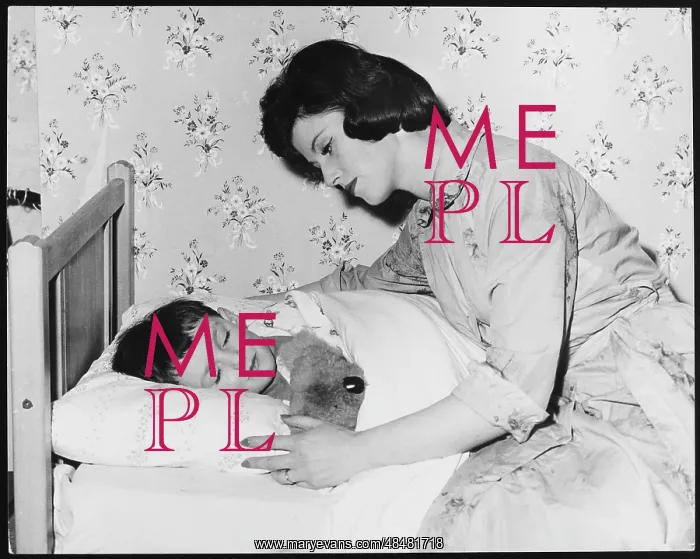 : MOTHER TUCKS SON IN : MOTHER TUCKS SON IN