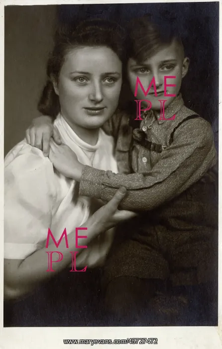 : Mother and young son - Germany : Mother and young son - Germany