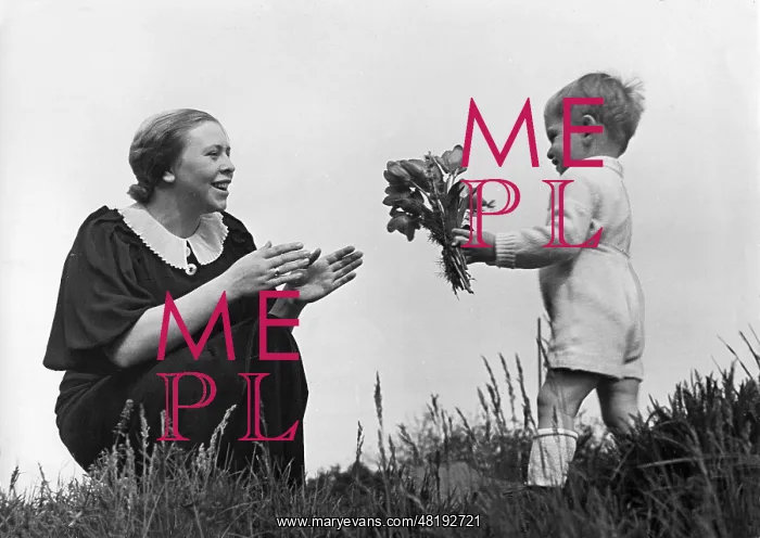: Mother's Day in the 30's : Mother's Day in the 30's