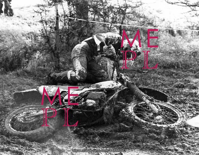 : MOTOCROSS SCRAMBLING : MOTOCROSS SCRAMBLING