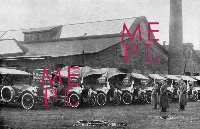 : Motor ambulances on the eastern front, Russia, WW1 : Motor ambulances on the eastern front, Russia, WW1