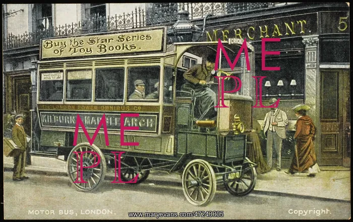 : Motor Bus - London - circa 1900 : Motor Bus - London - circa 1900