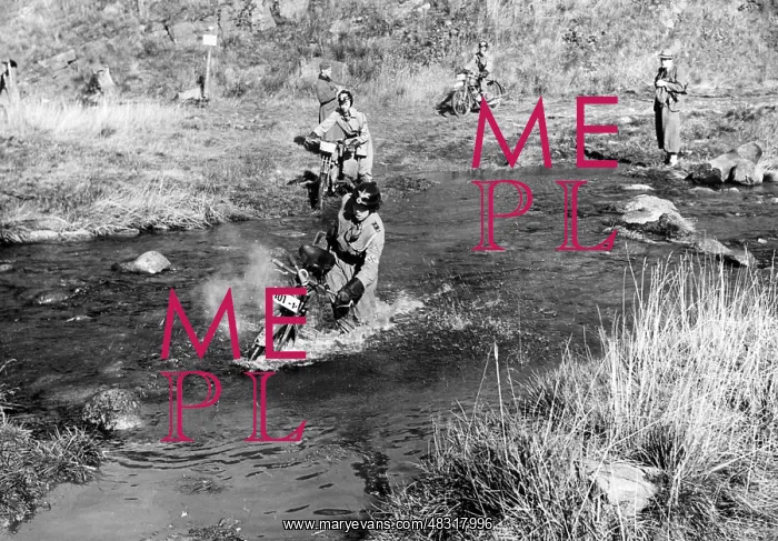 : Motor HJ members crossing a river, 1940 : Motor HJ members crossing a river, 1940
