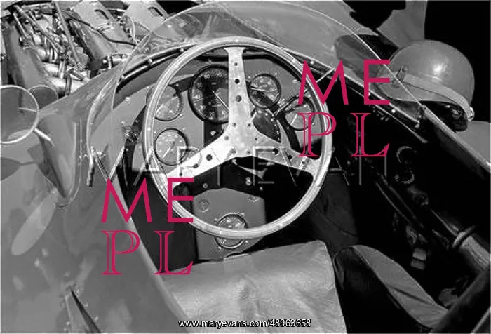 : Motor racing Aintree, England : Motor racing Aintree, England