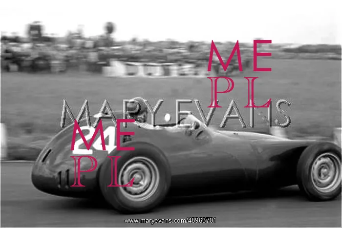 : Motor racing Aintree, England : Motor racing Aintree, England