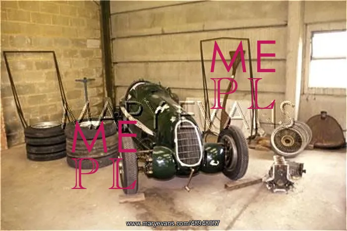 : Motor racing Alfa Romeo 8C-35 : Motor racing Alfa Romeo 8C-35