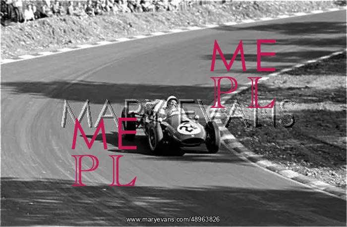 : Motor racing Brands Hatch, England : Motor racing Brands Hatch, England