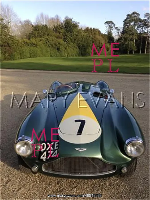 : Motor racing England : Motor racing England