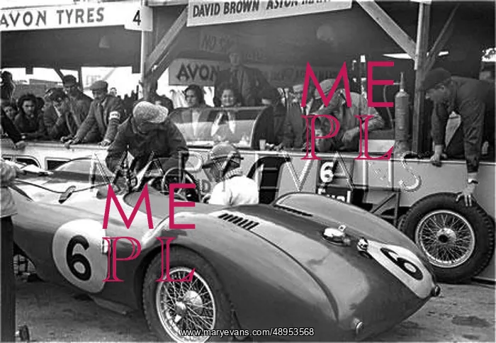 : Motor racing Goodwood, England : Motor racing Goodwood, England
