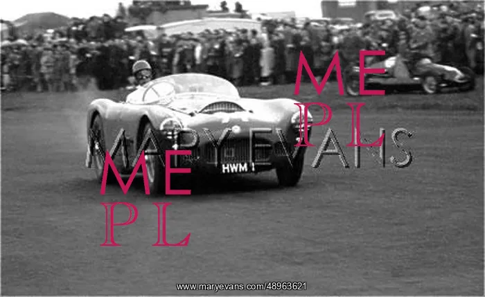  : Motor racing Goodwood, England