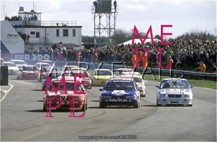 : Motor racing Thruxton, England : Motor racing Thruxton, England