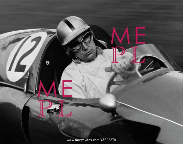 : Motor Racing World Champion : Motor Racing World Champion