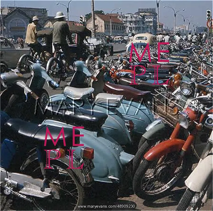 : MOTOR SCOOTERS 1972 : MOTOR SCOOTERS 1972