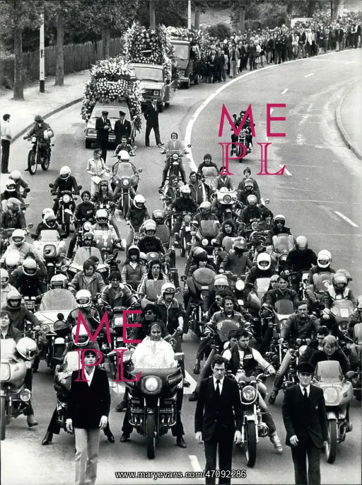 : Motorcycle Gangs : Motorcycle Gangs