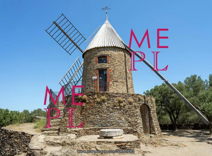 : Moulin de la Cortina, Collioure, Pyrenees-Orientales, France : Moulin de la Cortina, Collioure, Pyrenees-Orientales, France