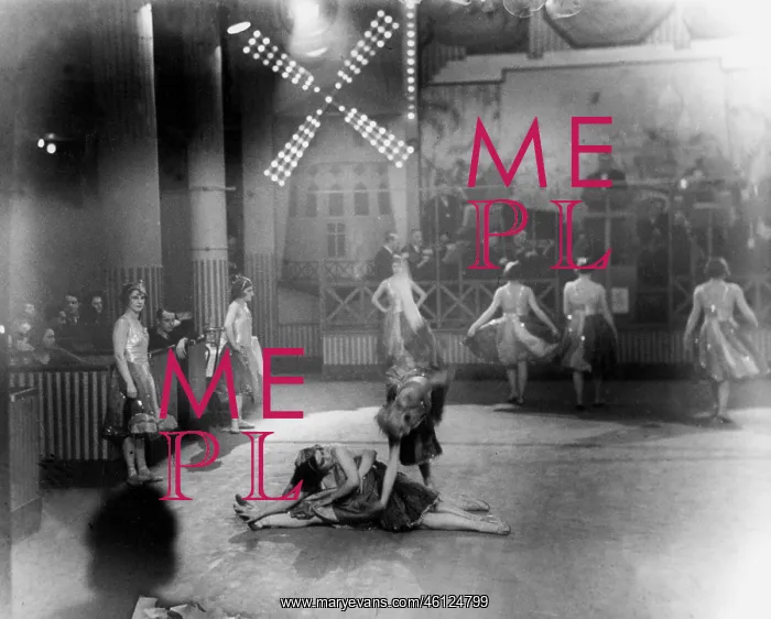 : Moulin Rouge Cabaret : Moulin Rouge Cabaret