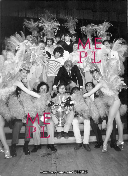 : Moulin Rouge Cabaret : Moulin Rouge Cabaret